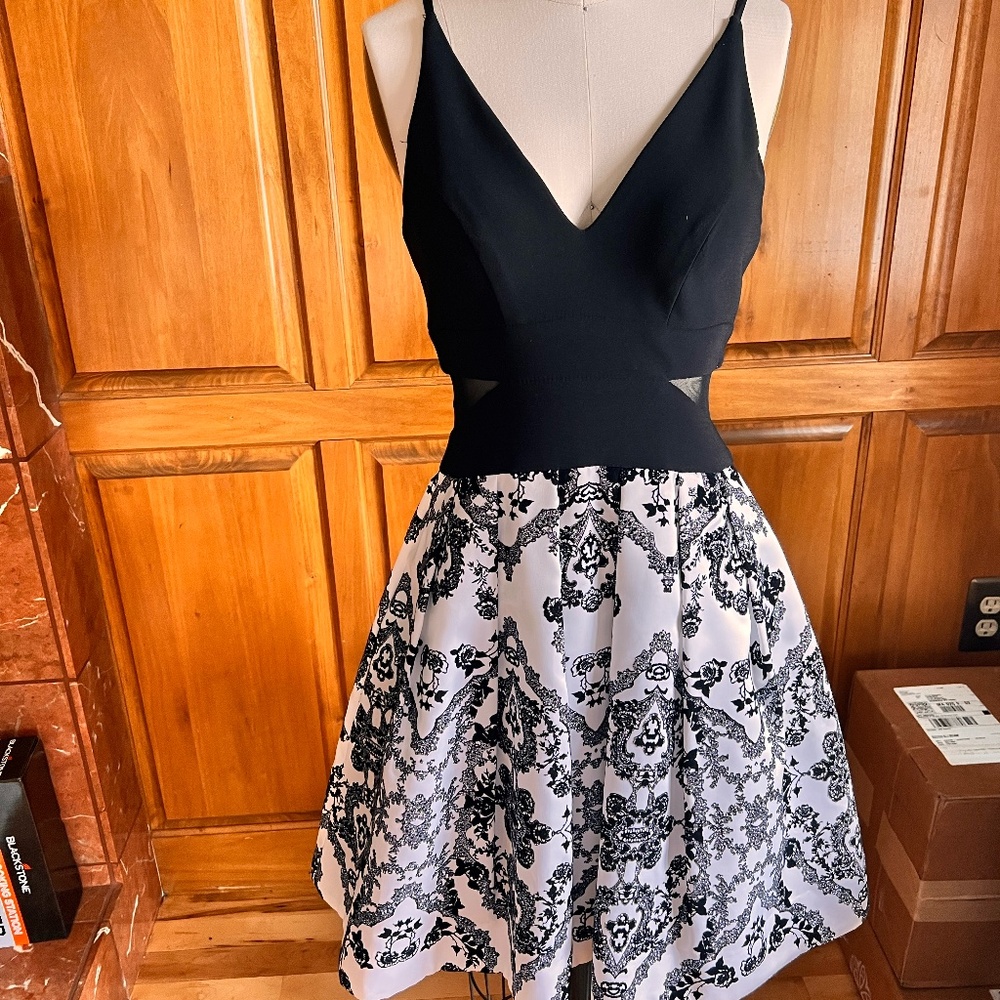 Cocktail style dress